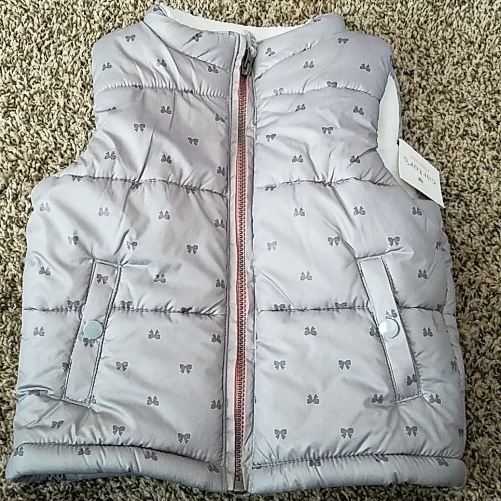 Carter's Toddler Puffer Vest Gray/White Size 4T Sleeveless Winter Outerwear